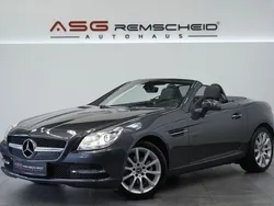 Grau Gebraucht 2013 Mercedes SLK200 Cabrio | 21.900 € (Fairer Preis)