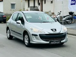 Grau Gebraucht 2008 Peugeot 308 Tendance Limousine | 4.800 € (Etwas zu teuer)
