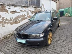 Schwarz Gebraucht 2002 BMW 316 Kombi | 1.900 € (Fairer Preis)
