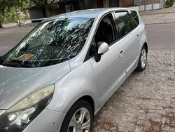 Silber Gebraucht 2010 Renault Scénic III Van / Kleinbus | 2.499 € (Superpreis)