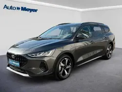 Grau Gebraucht 2024 Ford Focus Active X Limousine | 26.990 € (Fairer Preis)