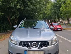 Grau Gebraucht 2012 Nissan Qashqai +2 Acenta SUV | 11.000 € (Etwas zu teuer)