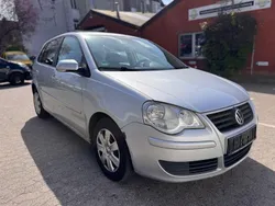 Silber Gebraucht 2005 VW Polo Comfortline Kleinwagen | 1.150 € (Guter Preis)