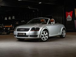 Silber Gebraucht 2000 Audi TT Roadster Sport Cabrio | 23.500 €