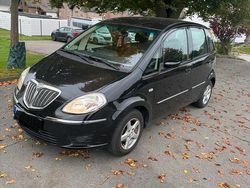 Schwarz Gebraucht 2009 Lancia Musa Van / Kleinbus | 2.700 € (Guter Preis)