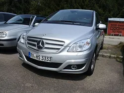 Silber Gebraucht 2011 Mercedes B200 Van / Kleinbus | 6.999 € (Fairer Preis)