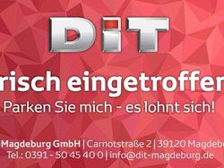 Grau Gebraucht 2016 Toyota Verso Edition-S Van / Kleinbus | 13.990 € (Fairer Preis)