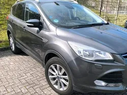 Grau Gebraucht 2016 Ford Kuga Titanium SUV | 11.999 € (Guter Preis)
