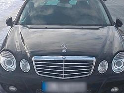 Schwarz Gebraucht 2007 Mercedes E220 Kombi | 4.200 €