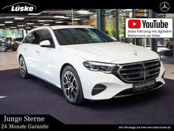 Polarweiß Gebraucht 2024 Mercedes E220 Exclusive Kombi | 61.900 €