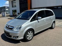 Silber Gebraucht 2007 Opel Meriva Van / Kleinbus | 2.500 € (Fairer Preis)