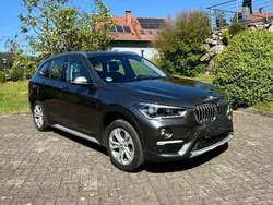 Grau Gebraucht 2016 BMW X1 xLine SUV | 21.600 € (Fairer Preis)