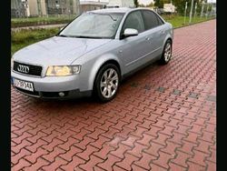 Silber Gebraucht 2002 Audi A4 Limousine | 1.700 € (Guter Preis)