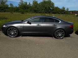 Grau Gebraucht 2016 Jaguar XF Prestige Limousine | 17.000 € (Fairer Preis)