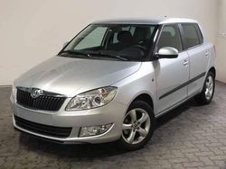 Silber Gebraucht 2012 Skoda Fabia Limousine | 6.700 € (Etwas zu teuer)