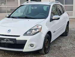 Weiß Gebraucht 2012 Renault Clio GrandTour Kombi | 2.555 € (Guter Preis)