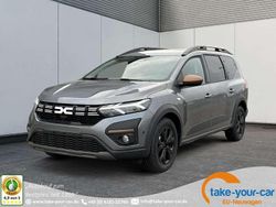 Grau Gebraucht 2025 Dacia Jogger Extreme Van / Kleinbus | 21.940 € (Fairer Preis)