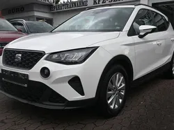 "candy" weiss Gebraucht 2022 Seat Arona Style SUV | 18.198 € (Guter Preis)