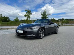 Grau Gebraucht 2023 Mazda MX5 Selection Cabrio | 29.900 € (Fairer Preis)