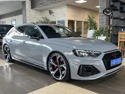 Grau Gebraucht 2021 Audi RS4 Comfort Kombi | 59.500 € (Superpreis)