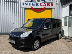 Schwarz Gebraucht 2016 Opel Combo Van / Kleinbus | 7.900 € (Etwas zu teuer)