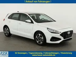 Atlas white Neu 2025 Hyundai i30 Style Limousine | 24.695 € (Fairer Preis)
