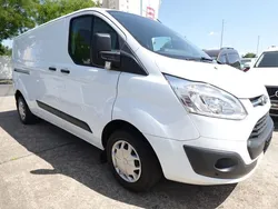 Weiß Gebraucht 2016 Ford Transit Custom Trend Van / Kleinbus | 14.490 €
