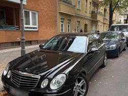 Schwarz Gebraucht 2008 Mercedes E320 Limousine | 8.700 € (Teuer)