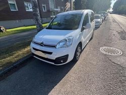 Weiß Gebraucht 2016 Citroën Berlingo Van / Kleinbus | 12.000 €