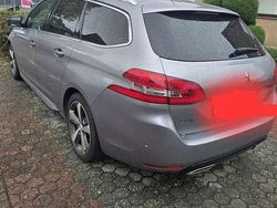 Gebraucht 2019 Peugeot 308 Allure Kombi | 14.999 € (Teuer)