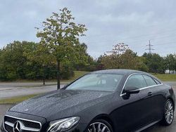 Schwarz Gebraucht 2017 Mercedes E300 AMG line Coupé | 28.499 € (Guter Preis)