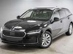 Ebony black metallic ... Neu 2025 Skoda Superb Selection Kombi | 43.890 € (Guter Preis)