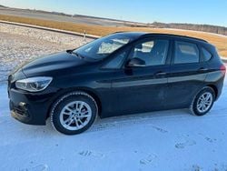 Schwarz Gebraucht 2020 BMW 218 Active Tourer Van / Kleinbus | 13.900 € (Guter Preis)