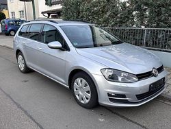 Reflexsilber Gebraucht 2013 VW Golf VII Comfortline Kombi | 8.490 € (Fairer Preis)