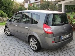 Grau metallic Gebraucht 2004 Renault Grand Scénic II Dynamique Van / Kleinbus | 5.950 €