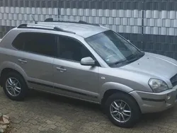 Silber Gebraucht 2005 Hyundai Tucson SUV | 2.300 € (Guter Preis)