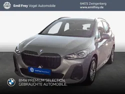 Grau Gebraucht 2024 BMW 218 Active Tourer Performance Van / Kleinbus | 36.420 € (Etwas zu teuer)