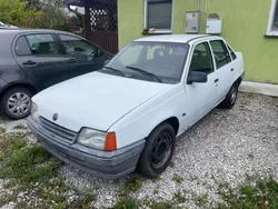 Gebraucht 1988 Opel Kadett Limousine | 600 €