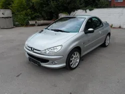 Silber Gebraucht 2005 Peugeot 206 CC Quiksilver Cabrio | 2.750 € (Etwas zu teuer)