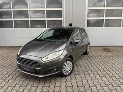 Grau Gebraucht 2016 Ford Fiesta Titanium Kleinwagen | 7.490 € (Fairer Preis)