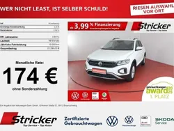 Weiß (pure white) Gebraucht 2024 VW T-Roc Life SUV | 21.849 € (Superpreis)