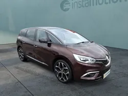 Rot Gebraucht 2022 Renault Grand Scénic IV Intens Van / Kleinbus | 24.188 € (Fairer Preis)