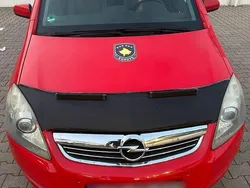 Rot Gebraucht 2009 Opel Zafira Van / Kleinbus | 2.700 € (Fairer Preis)