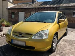 Gold Gebraucht 2001 Honda Civic Kleinwagen | 2.000 € (Etwas zu teuer)