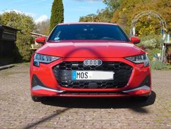 Rot Gebraucht 2024 Audi A3 Advanced Limousine | 33.990 € (Fairer Preis)