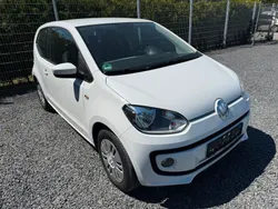 Weiß Gebraucht 2012 VW up! move up! Kleinwagen | 5.700 € (Teuer)