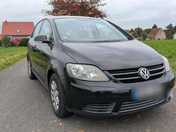 Schwarz Gebraucht 2005 VW Golf Plus Cross Van / Kleinbus | 2.200 € (Fairer Preis)