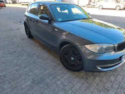 Grau Gebraucht 2007 BMW 120 Kleinwagen | 2.950 € (Fairer Preis)