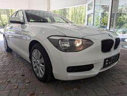 Weiß Gebraucht 2012 BMW 114 Sport Line Kleinwagen | 5.490 € (Fairer Preis)