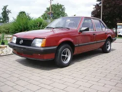 Rot Gebraucht 1982 Opel Ascona Limousine | 5.295 €